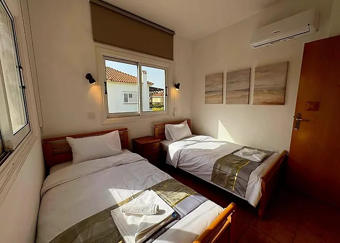 Solmare Vila Perivolia